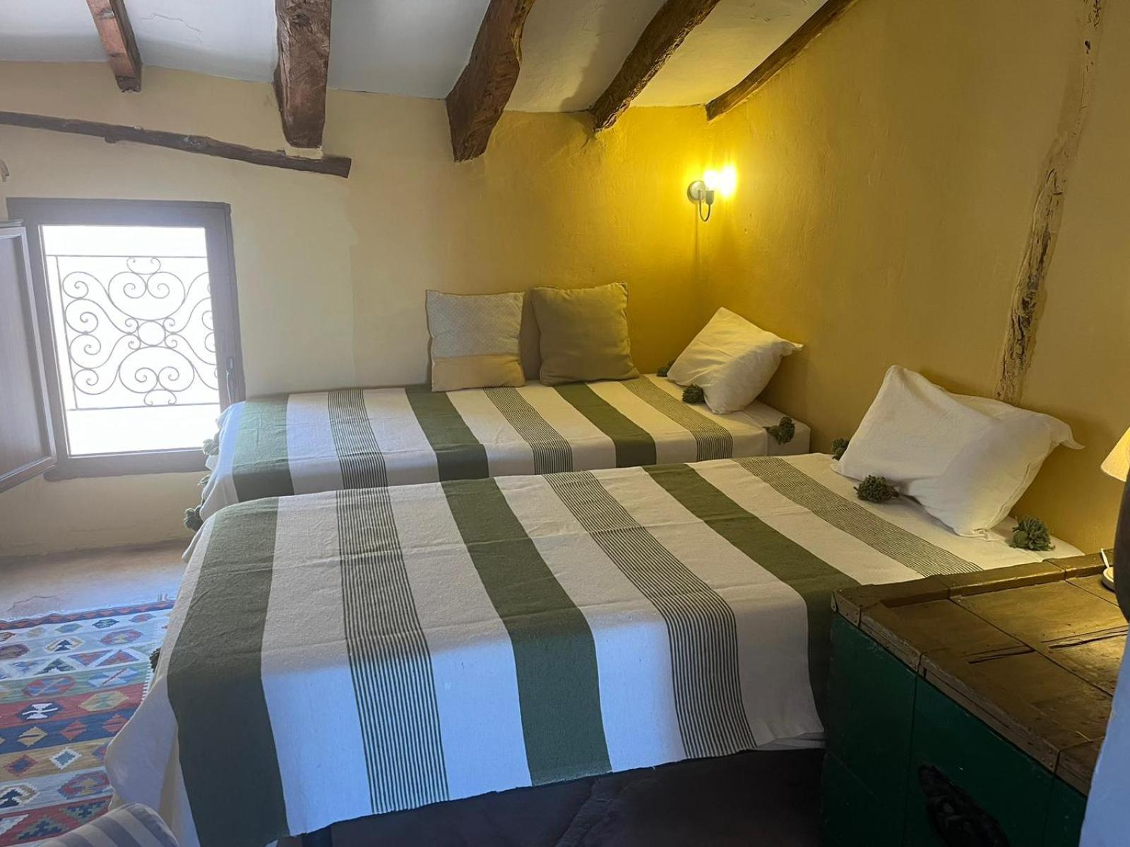 Casa Con Vistas Al Mar Y Patio De Buganvillas Aigues Екстер'єр фото